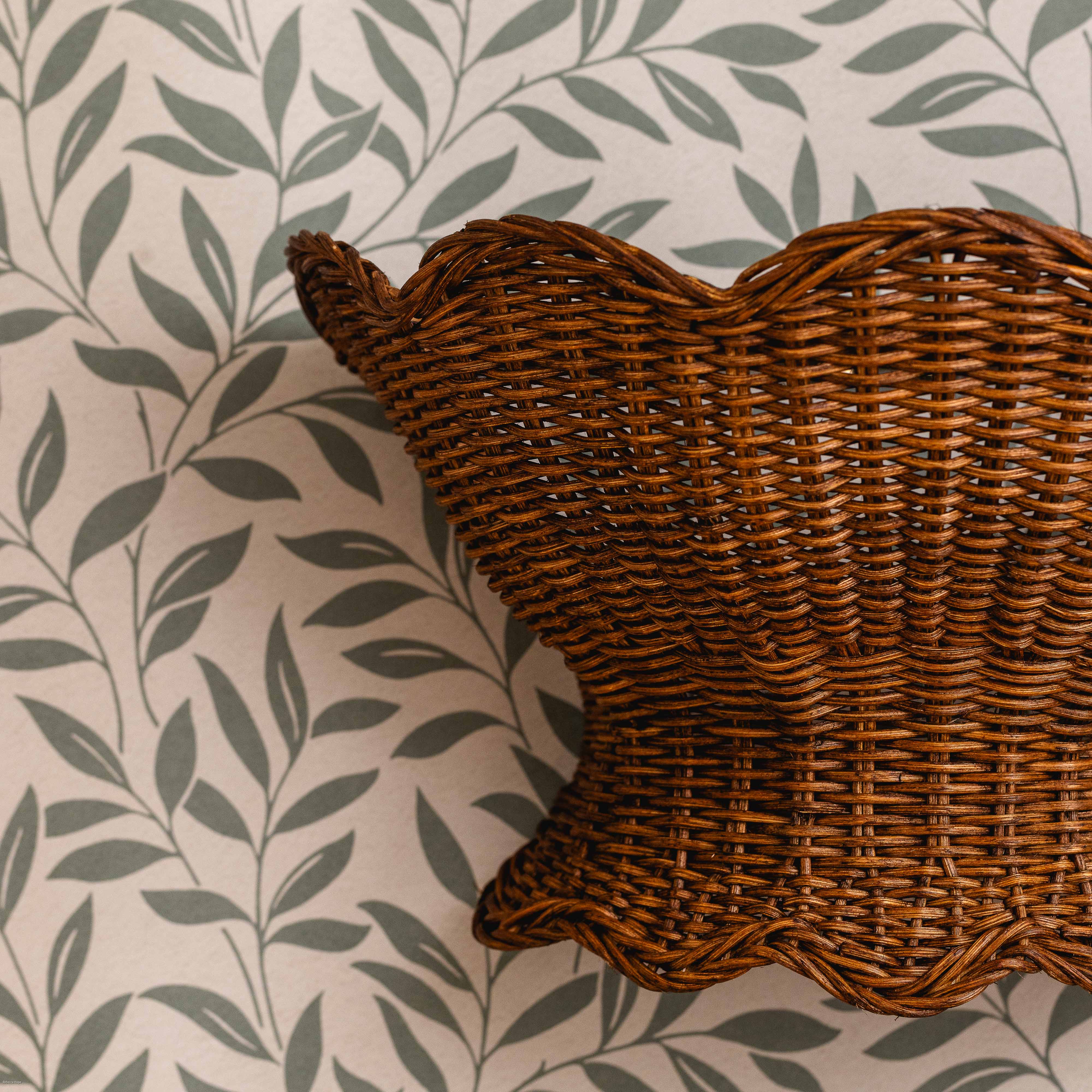 Anar-rattan-wall-light-shade-teak-closeup