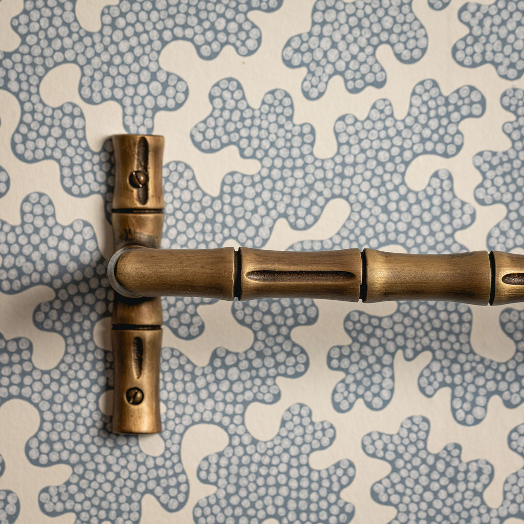 Bamboo Towel Bar, Aged Brass Lifestyle close up