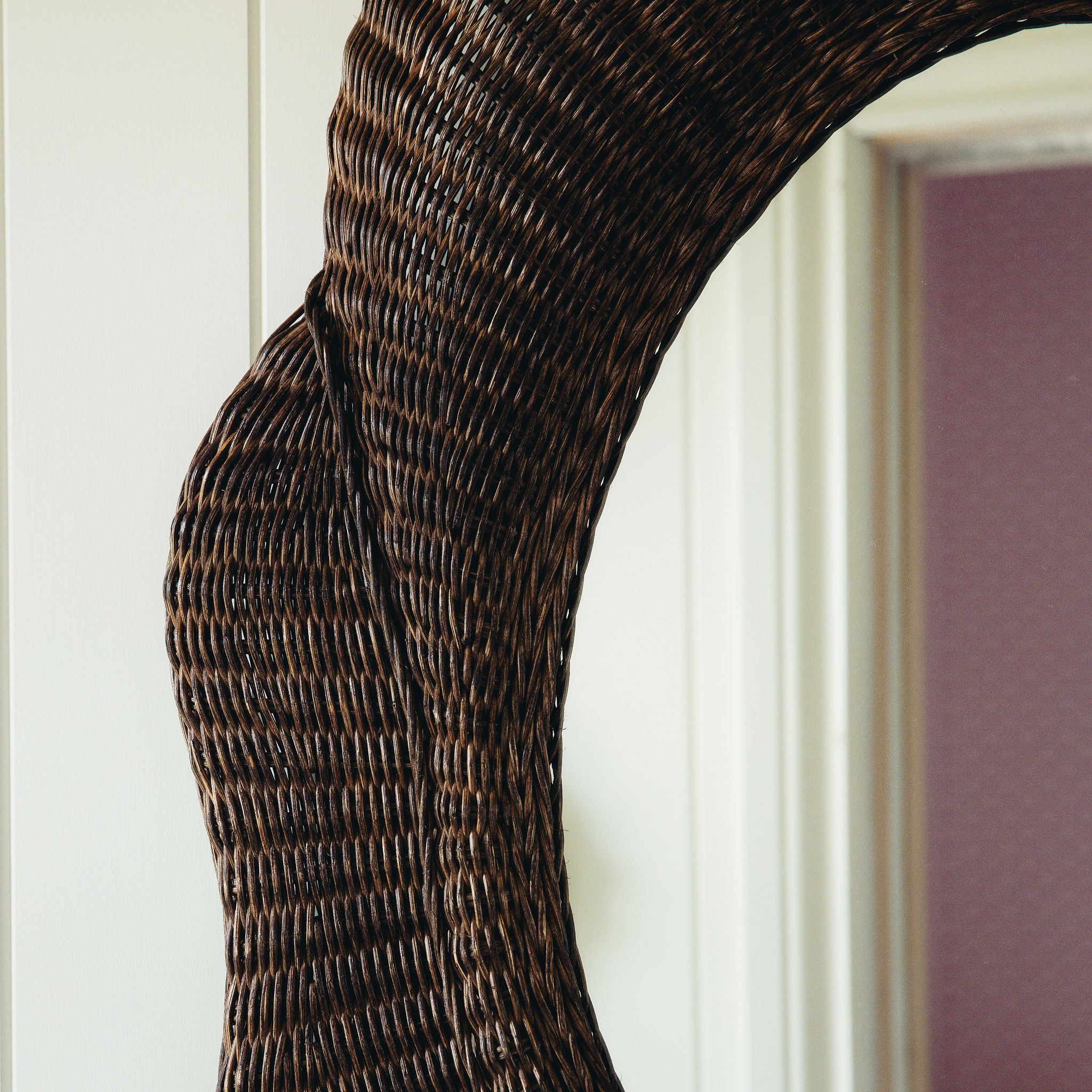 Blossom-mirror-close-up-top