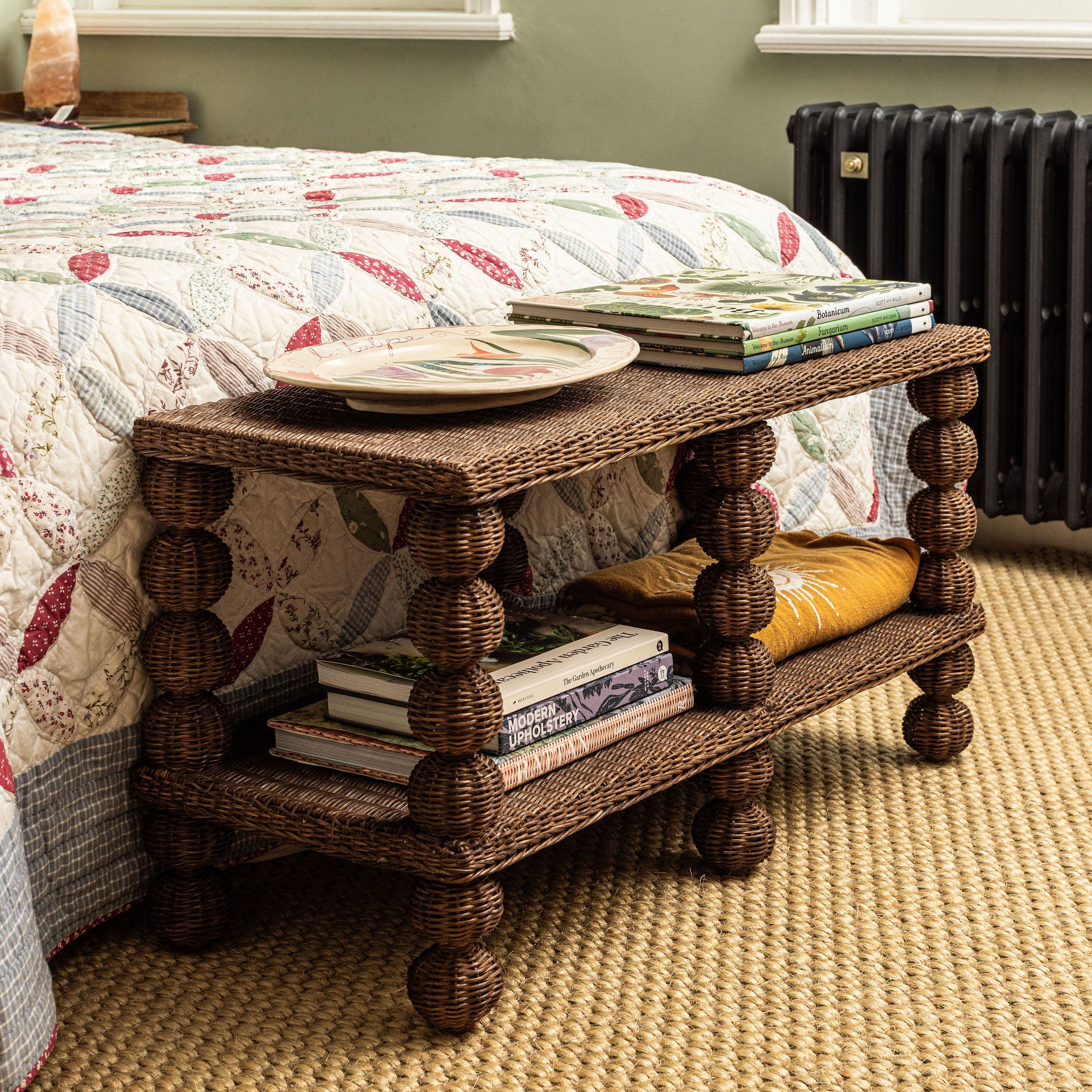 Bobbin-rattan-bench-in-a-bedroom