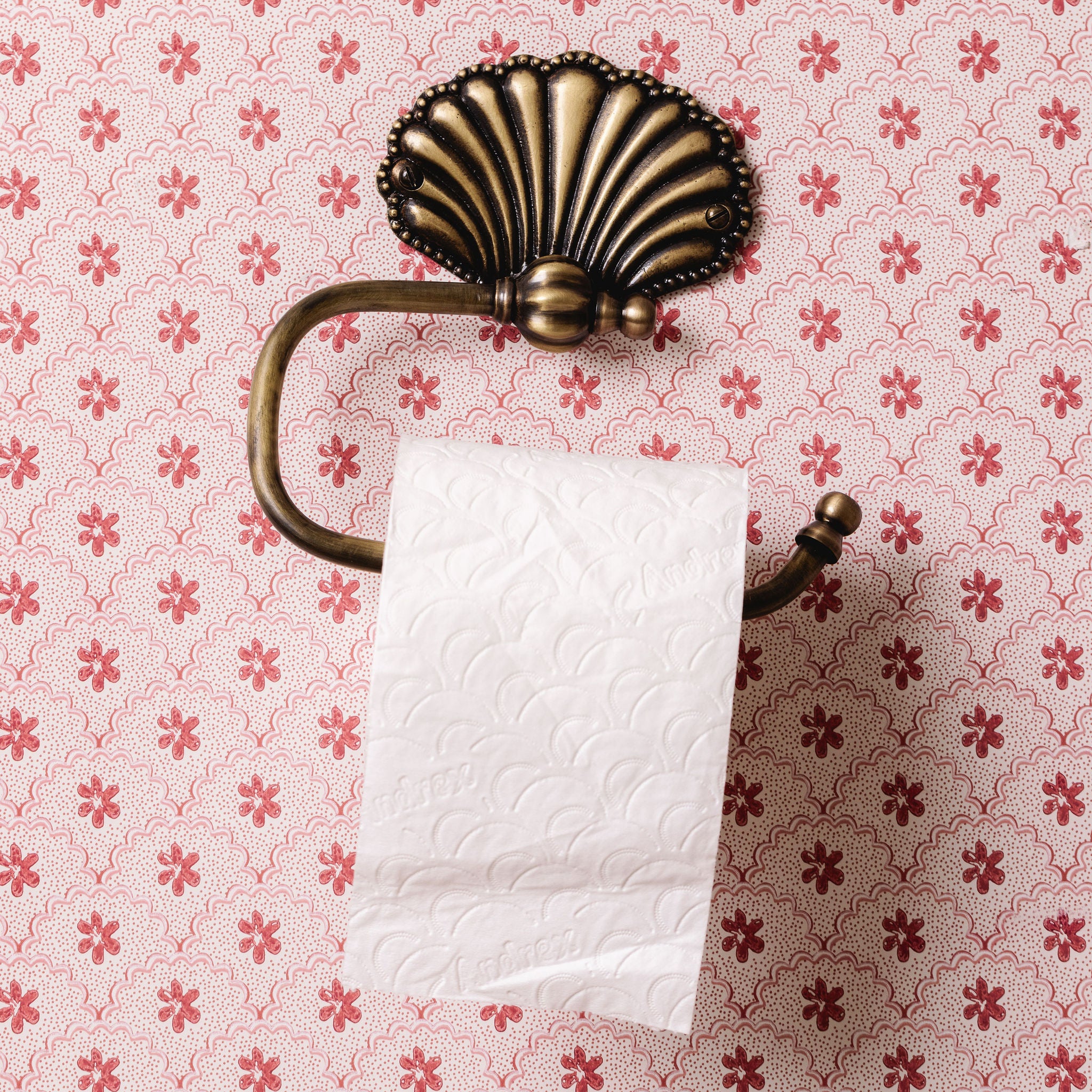 Cara-brass-toilet-roll-holder-antique
