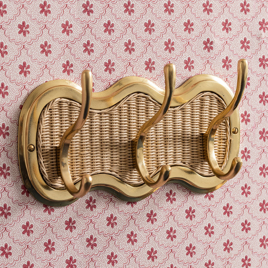 Eliza 3-Hook Rail, Gold & Natural lifestyle