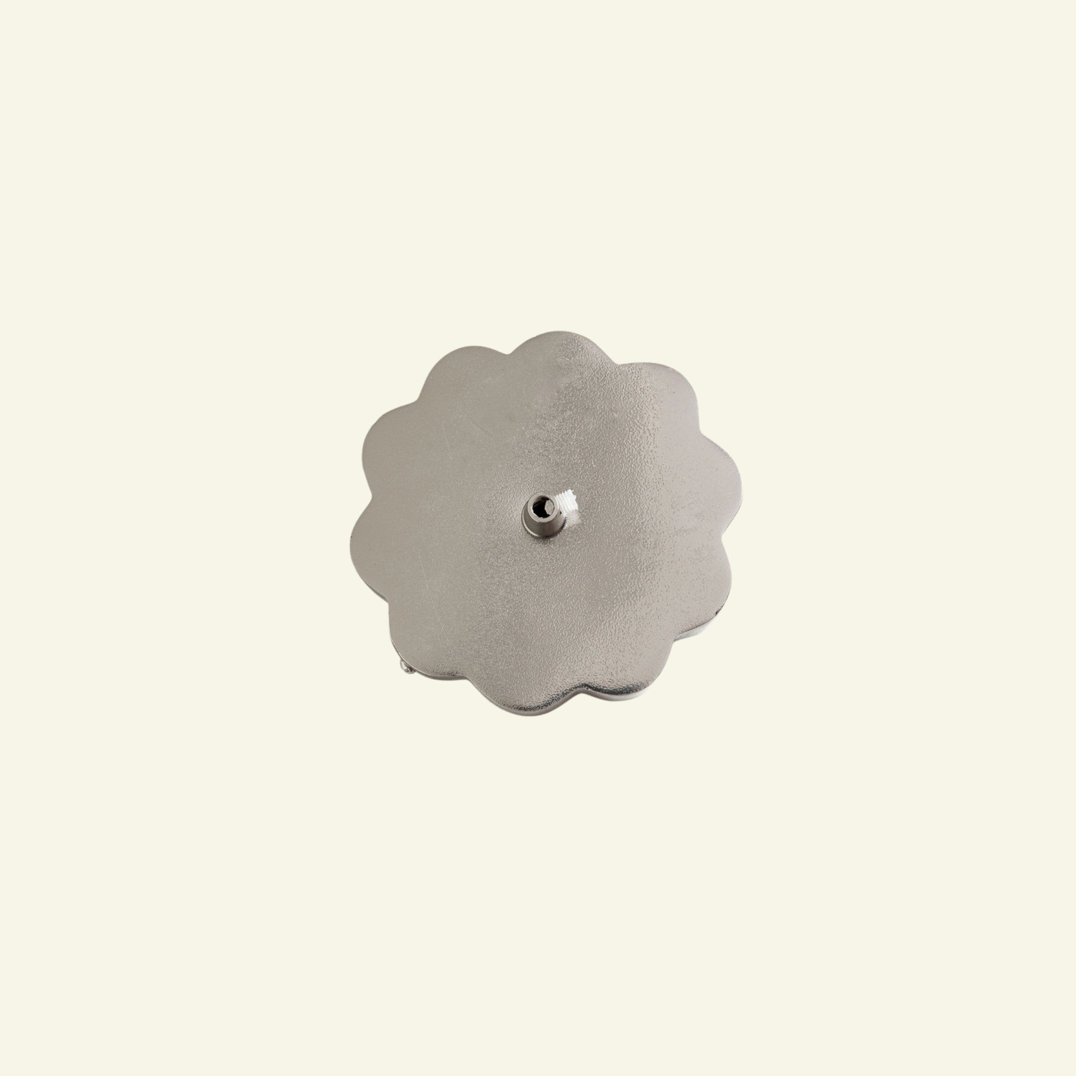 Scallop-ceiling-rose-chrome-brass