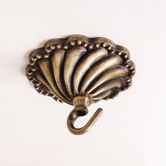 Shell-Ceiling-rose-antique