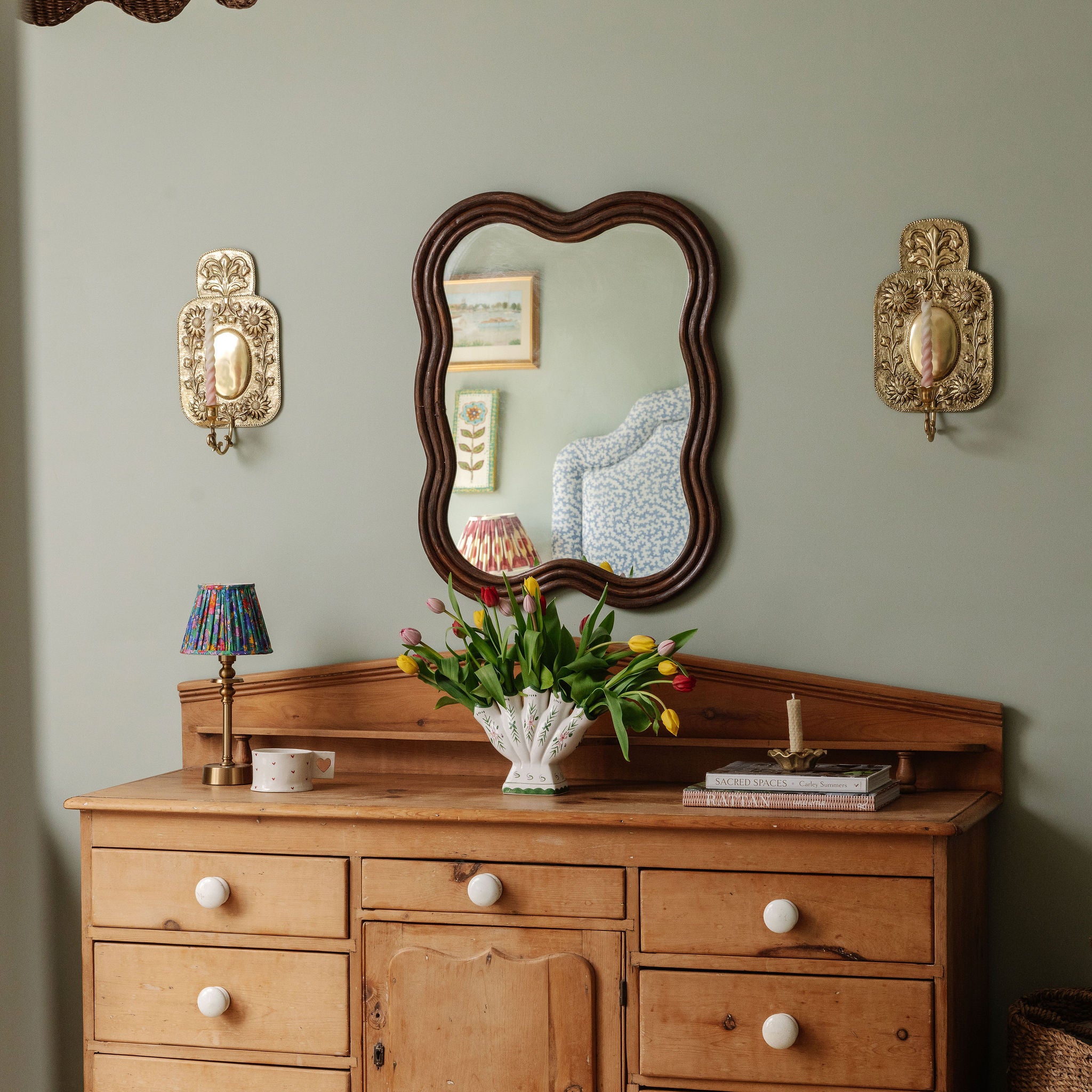 Wave-mirror-medium-on-a-wall